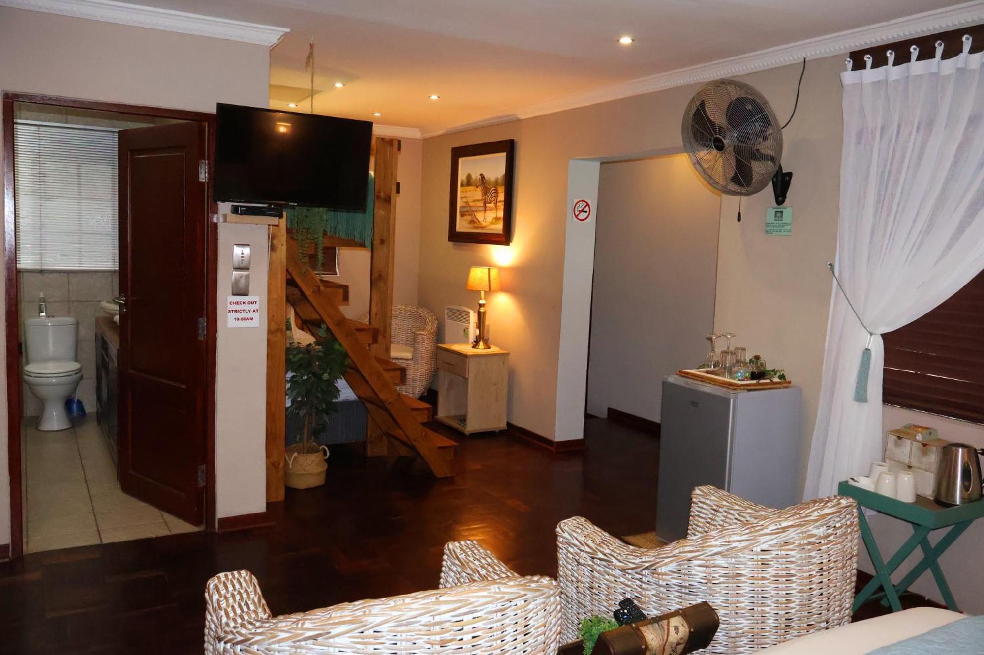 The Leopard Tree Bed & Breakfast Polokwane Ngoại thất bức ảnh